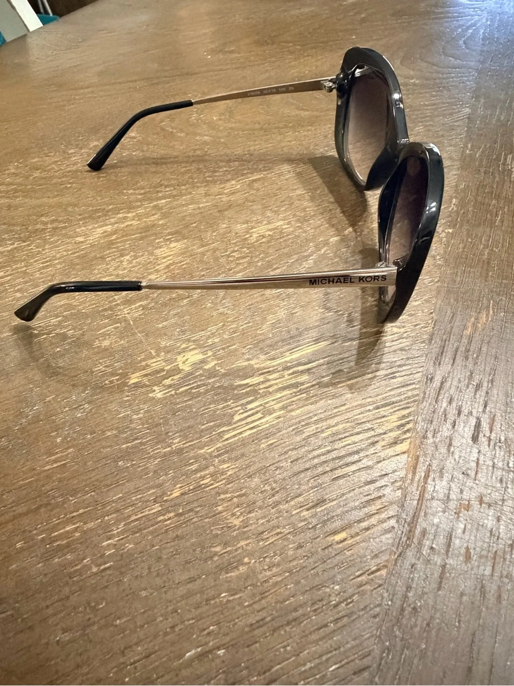 Michael Kors Women's Black Cat-Eye Sunglasses - Classic Style